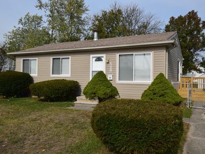 28058 Leroy St, Romulus, MI, 48174