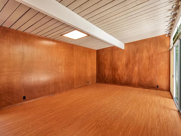 193 Ferne Ave — Photo 10