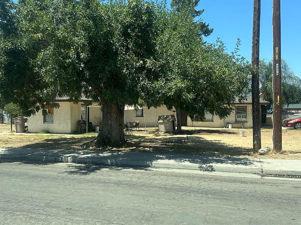 2nd image of 10620 Santa Ana St