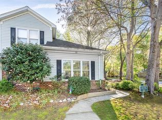 100 Larkspur Holw, Yorktown, VA 23692