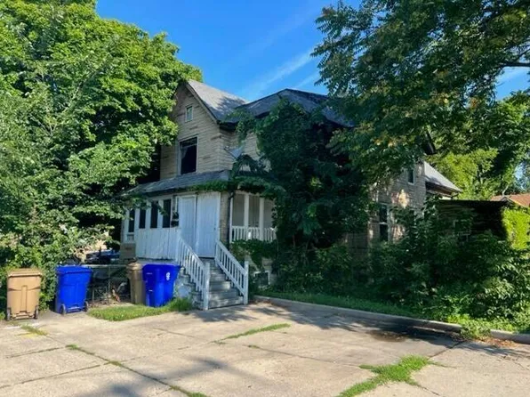 1930 57th STREET, Kenosha, WI 53140