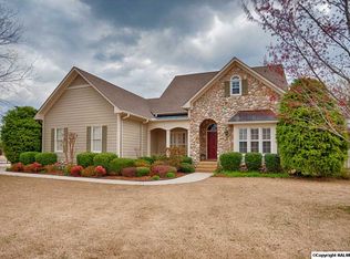 4916 Bridgehampton Rd SE, Owens Cross Roads, AL 35763