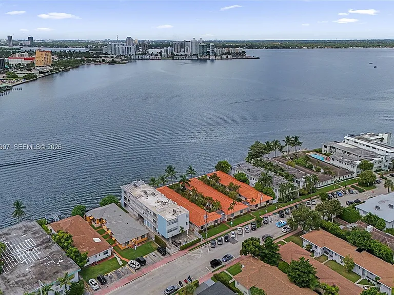 2170 Bay Dr #3-22 — Photo 9