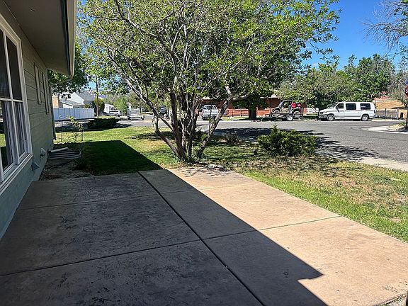 5th image of 435 W Hall Ave