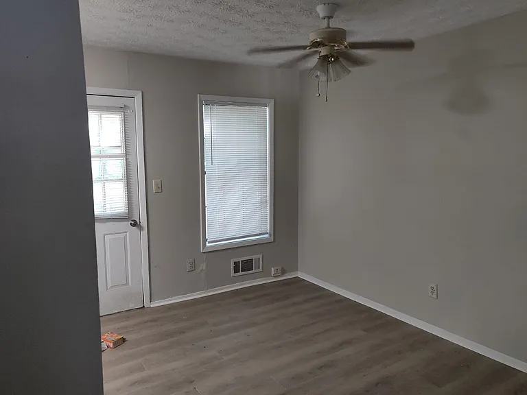 2235 Highpoint Rd — Photo 12