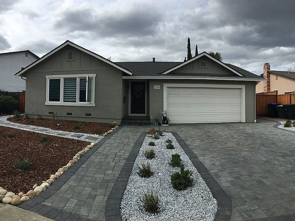 1st image of 7288 Valley Trails Dr
