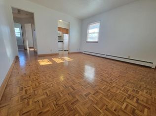 1544 S 11th St #4, Lincoln, NE 68502