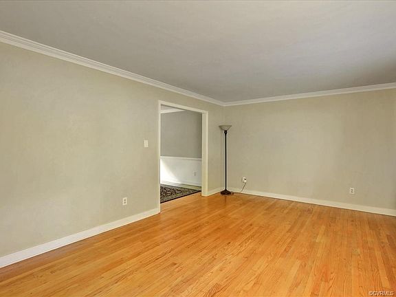 4th image of 1716 Glencove Ln
