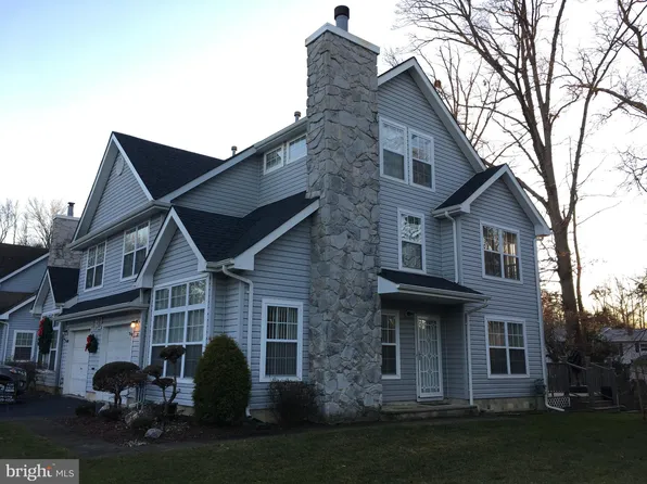 32 Haymarket Ct, East Windsor, NJ 08512