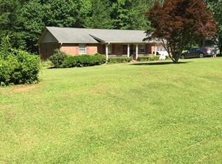 1100 Minix Rd, Sharpsburg, GA 30277
