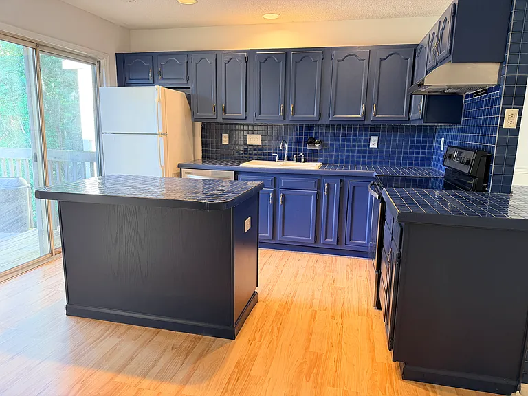 9307 Four Mile Creek Rd — Photo 5