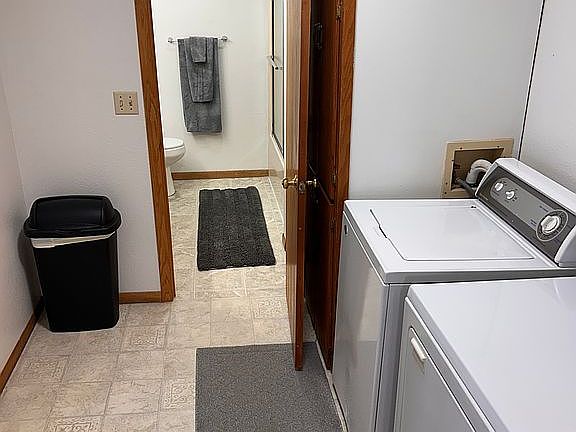 5th image of 52948 Pinoak Rd