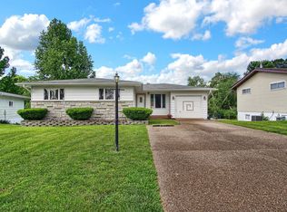 304 Martigney Dr, Saint Louis, MO 63129