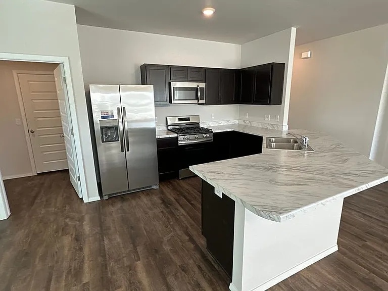 8307 E Queens St — Photo 21