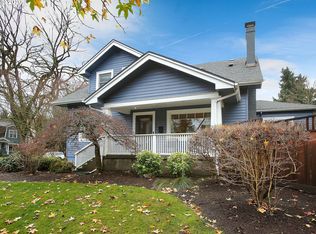 2407 NE Knott St, Portland, OR 97212