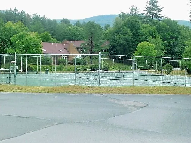 1 Five A1 Rdg #1 — Photo 22