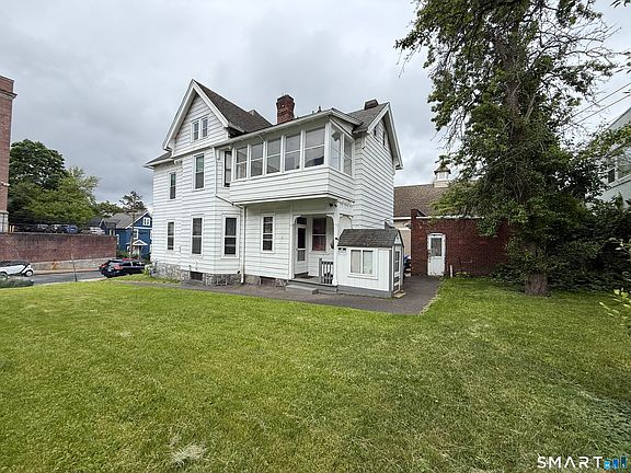 4th image of 23 Pine Street