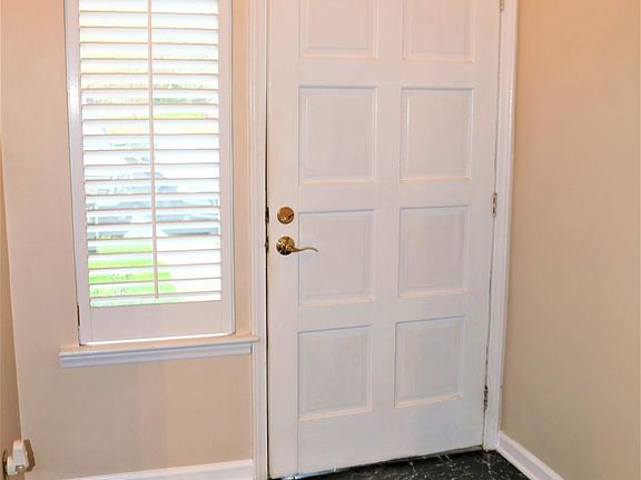 2nd image of 6603 Point Comfort Ln