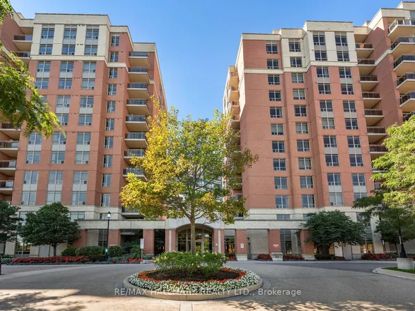 75 King William Cres #Lph6, Richmond Hill, ON L4B 0C1