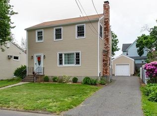 21 Wyoming St, Stratford, CT 06614