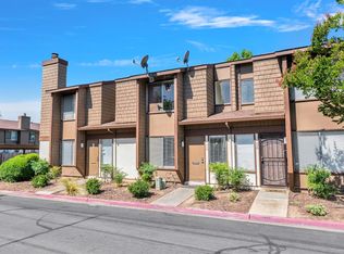 3546 Larchmont Square Ln, Sacramento, CA 95821