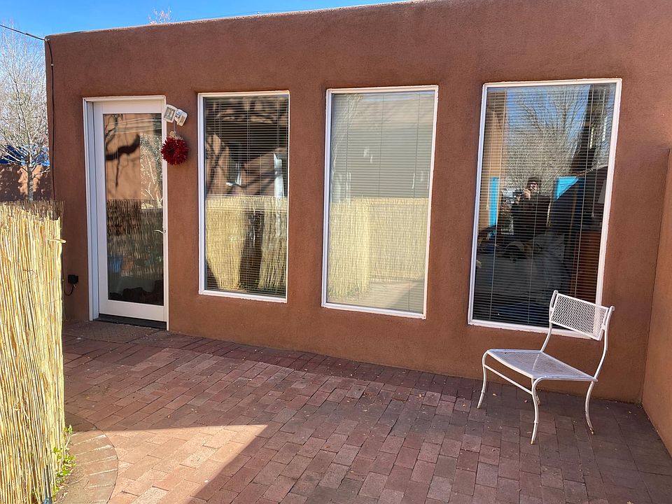 1st image of 404 Tulane Pl NE #1