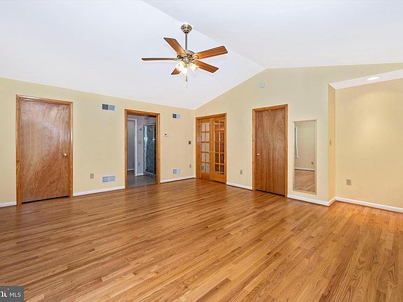 4th image of 3116 Pheasant Run