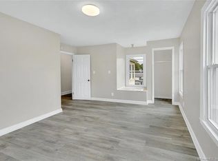 51 Mill St ROOM 1, Manchester, CT 06042