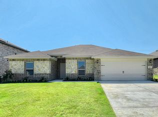 2653 Streamside Dr, Burleson, TX 76028