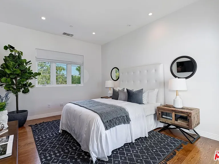 9767 Monte Mar Dr — Photo 47