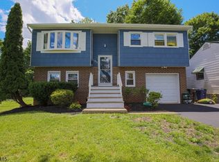 182 Carlisle Ter, Plainfield, NJ 07062