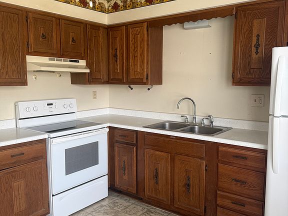 2nd image of 426 W Harrison Ave APT 3