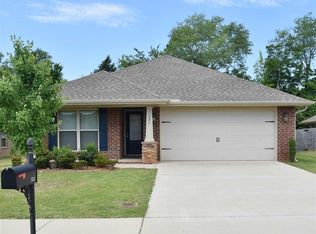 321 Dovington Dr, Huntsville, AL 35806