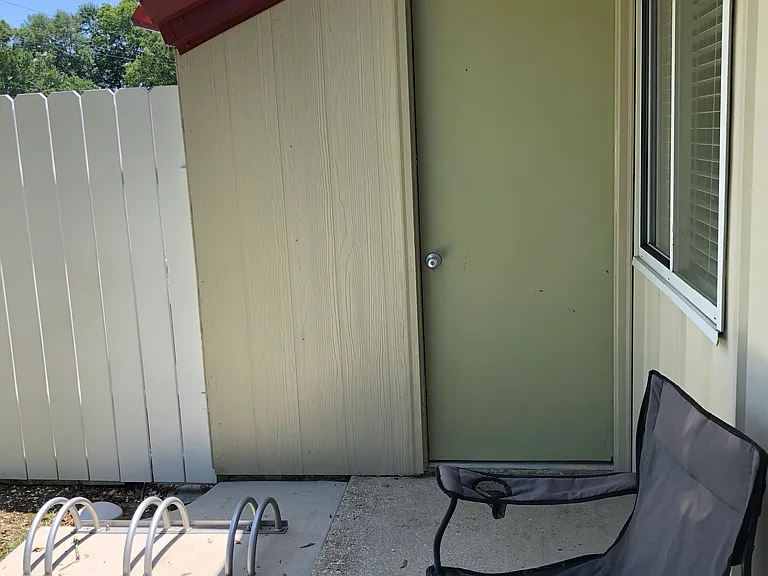 312 NW 2nd St — Photo 16