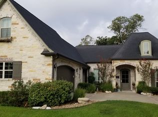 7310 River Place Ct, College Station, TX 77845