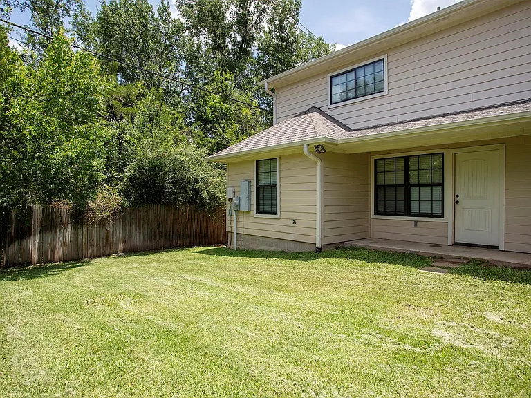 731 Dominik Dr — Photo 25