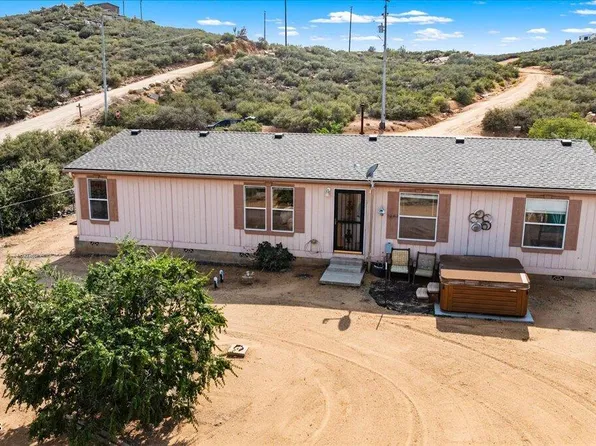 325 N Old Coach Trl, Dewey, AZ 86327