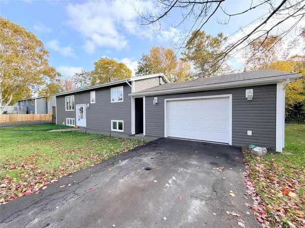 14 Earle Drive, Pasadena, NL A0L1K0