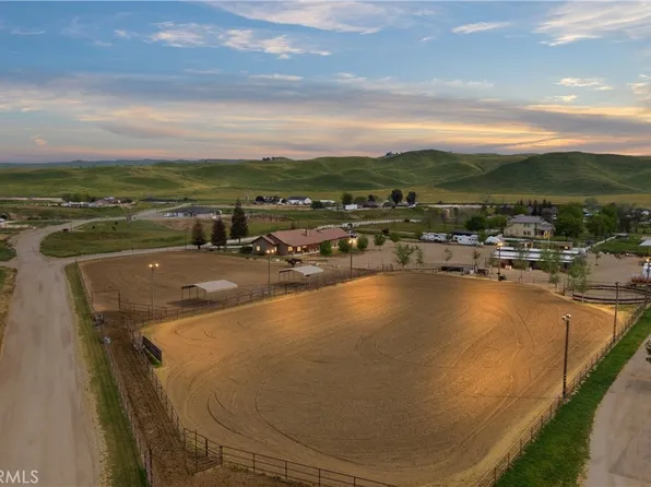 241 Vera Fern Dr, Bakersfield, CA 93308