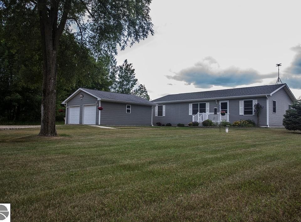 1st image of 1005 York Dr