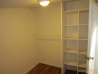 Rented by aptsandlofts.com