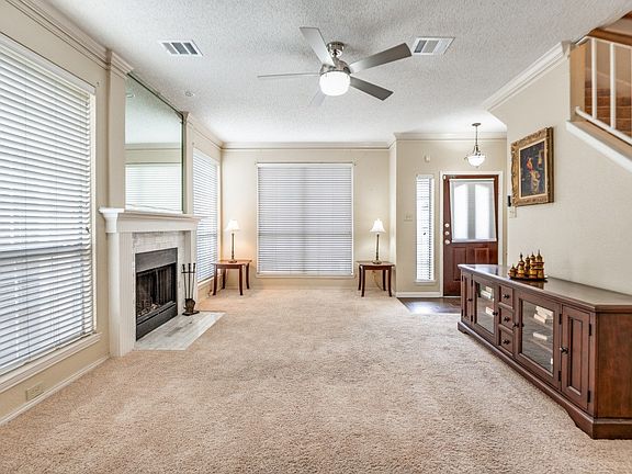 3rd image of 7 Buchanan Pl