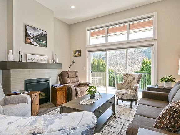 2nd image of 46110 Thomas Rd #64