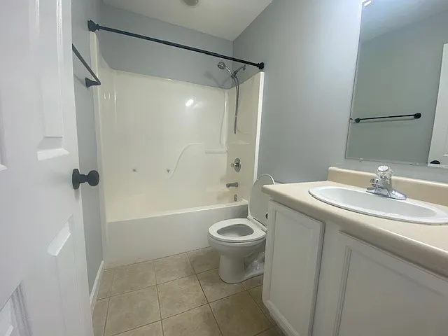 1024 Willow Creek Cir — Photo 8