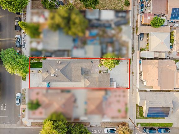 3rd image of 2108 Fashion Ave