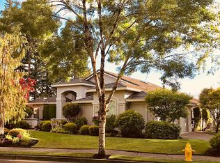 11921 SE Redhawks Ln, Happy Valley, OR 97086