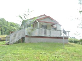 6909 Kinsey Valley Rd SW, New Philadelphia, OH 44663