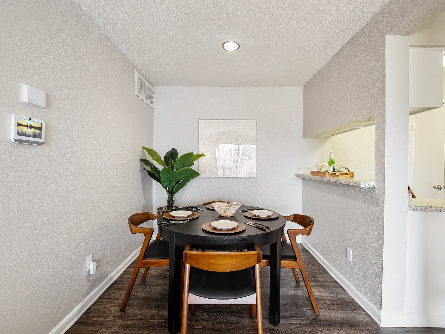 Urban Palms Apartment Homes — Photo 3