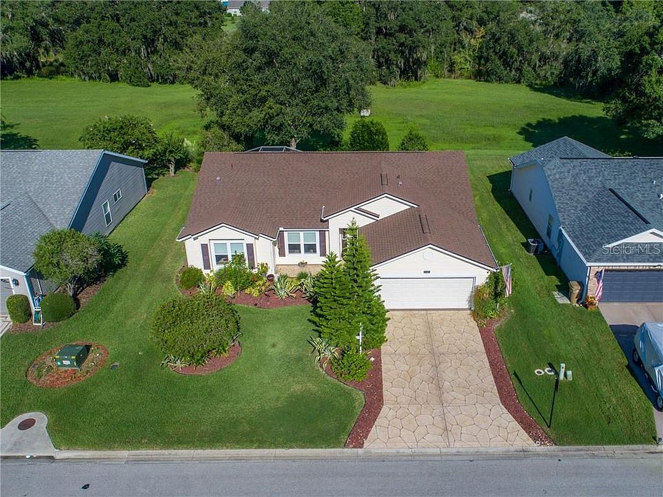 1st image of 25269 Lost Oak Cir