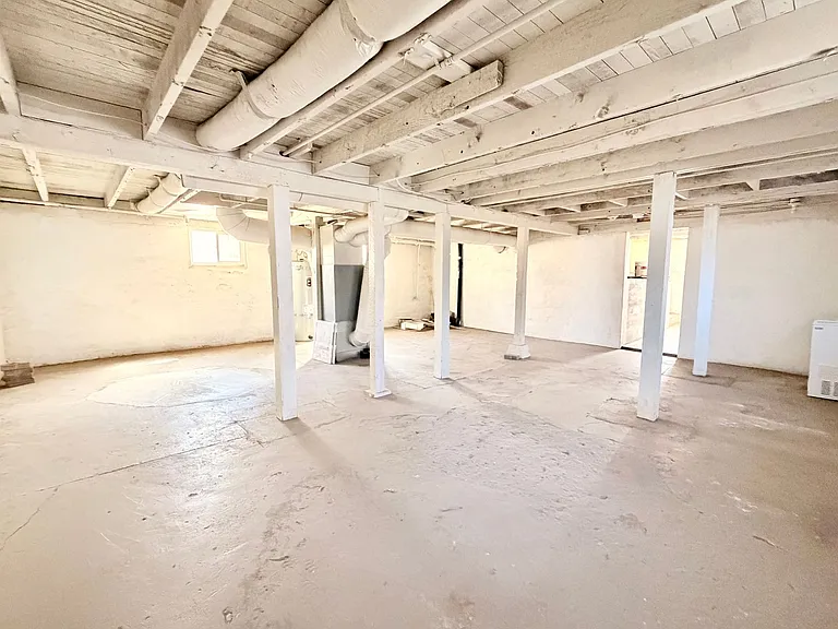 5319 NE 16th Ave — Photo 18